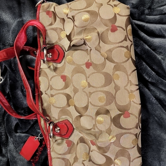 Poppy Coach Crossbody purse - Picture 14 of 15